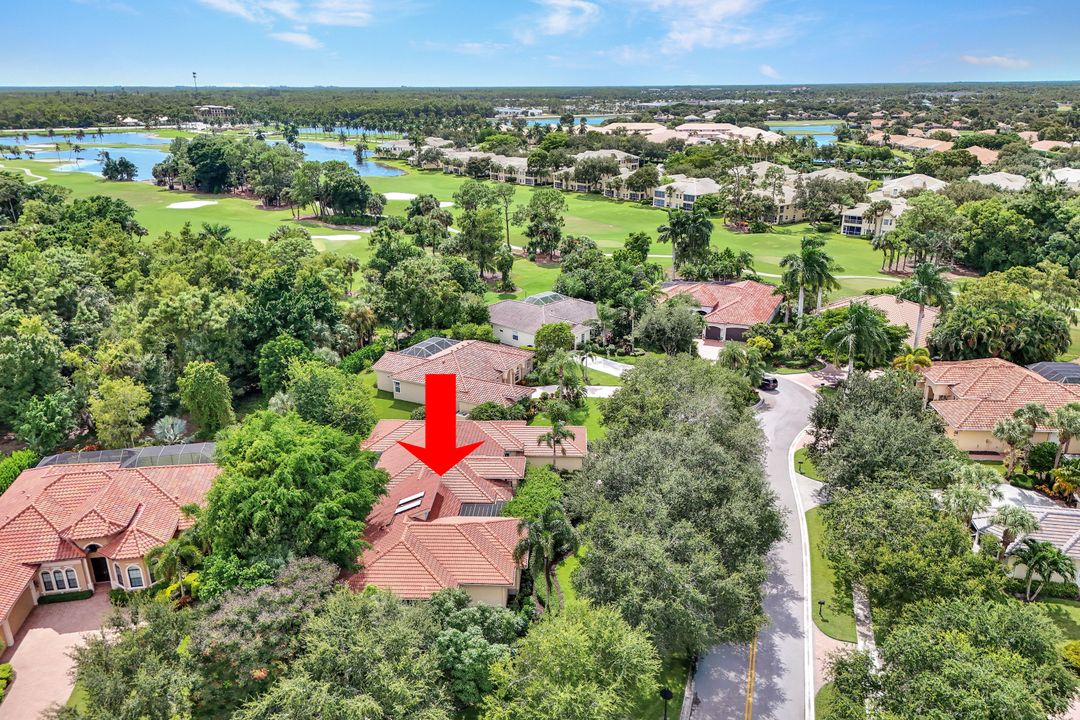 8840 Mariposa Ct, Naples, FL 34113