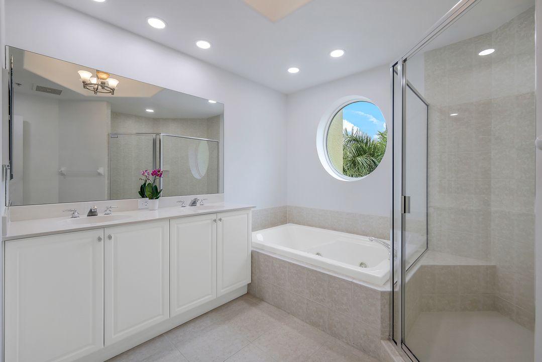 2278 Tiburon Blvd E #406, Naples, FL 34109