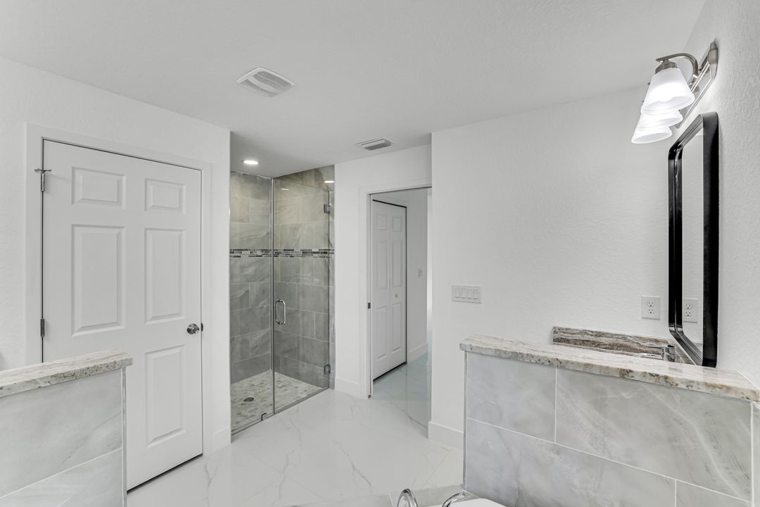 1207 Desoto Ave, Lehigh Acres, FL 33972