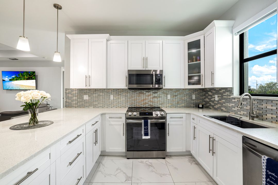 4217 24th Ave NE, Naples, FL 34119