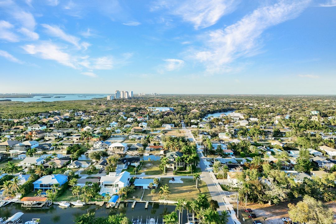 4806 Regal Dr, Bonita Springs, FL 34134