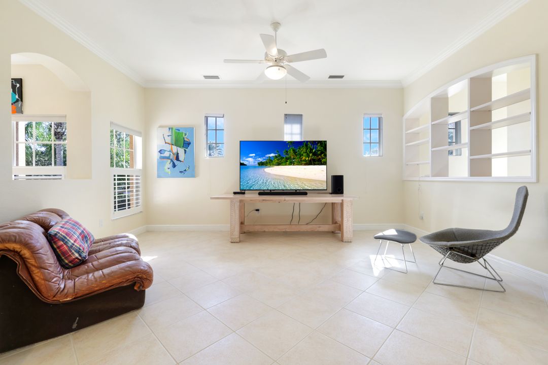 4815 Aston Gardens Way #201, Naples, FL 34109