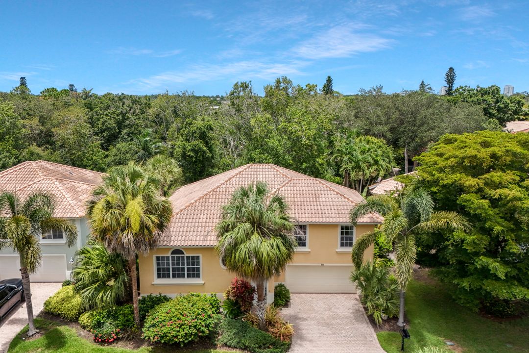 9168 Brendan Preserve Ct, Bonita Springs, FL 34135