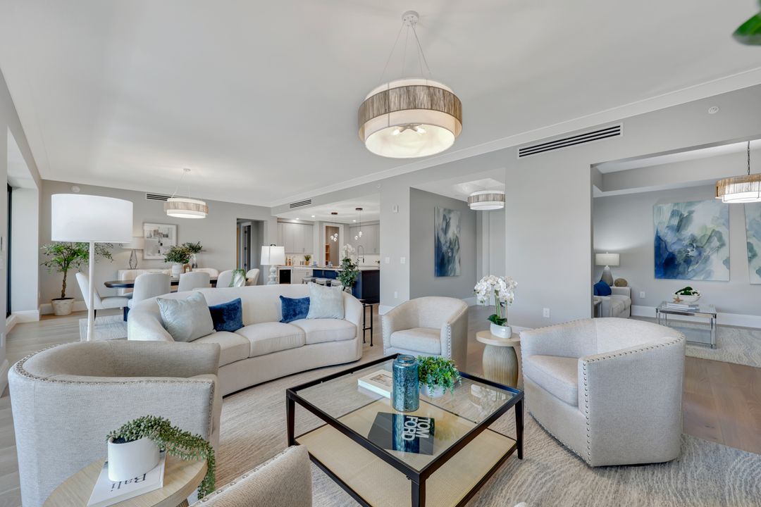 1130 3rd Ave S #512, Naples, FL 34102