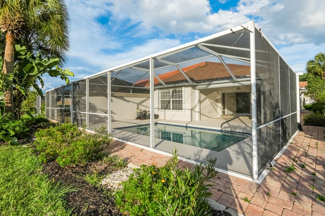 3360 Cayman Ln, Naples, FL 34119