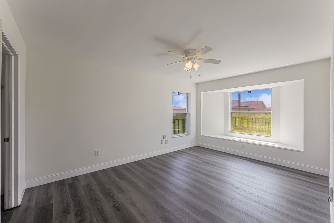 4532 SW 15th Ave, Cape Coral, FL 33914