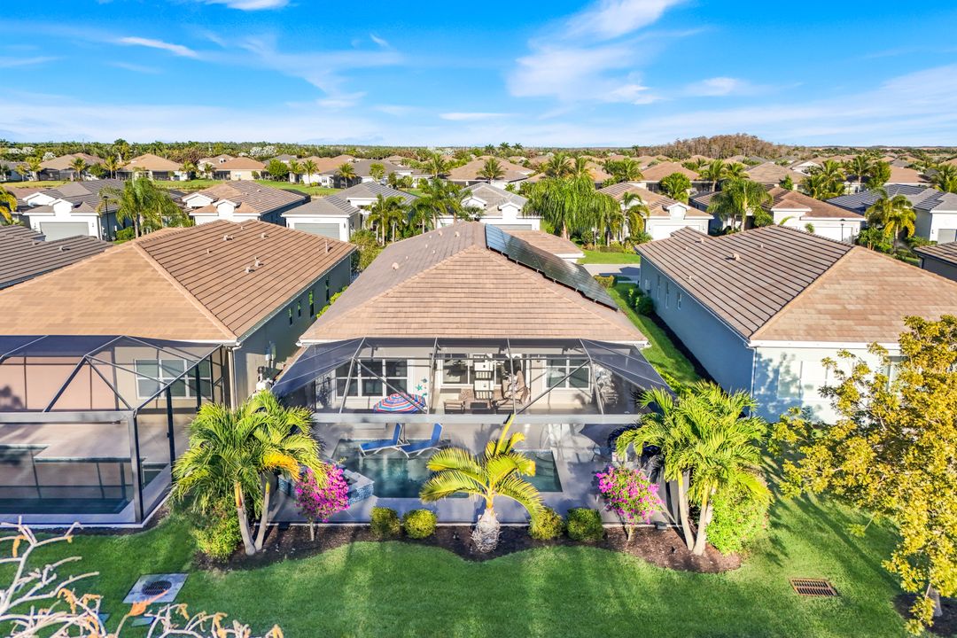 28560 Twain Dr, Bonita Springs, FL 34135