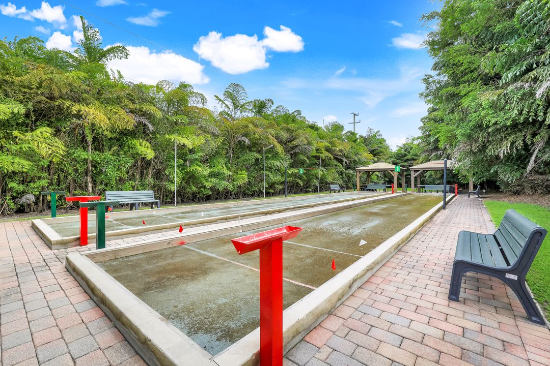 6635 Huntington Lakes Cir #202, Naples, FL 34119