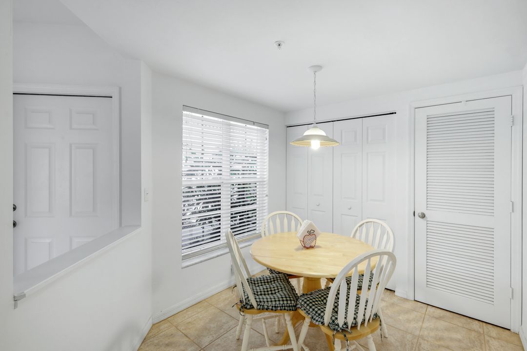 5015 Cedar Springs Dr #103, Naples, FL 34110