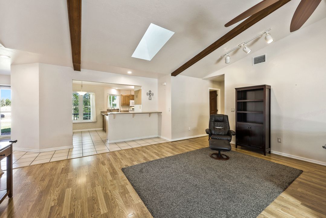 432 SE 17th St, Cape Coral, FL 33990