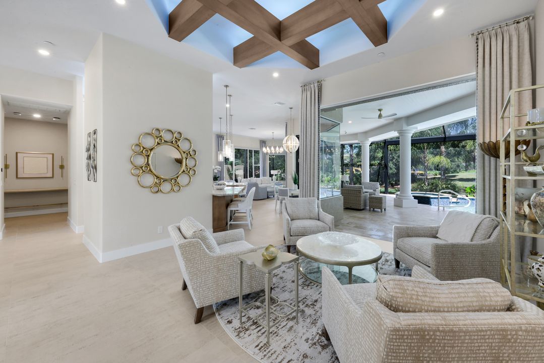 260 Cheshire Way, Naples, FL 34110