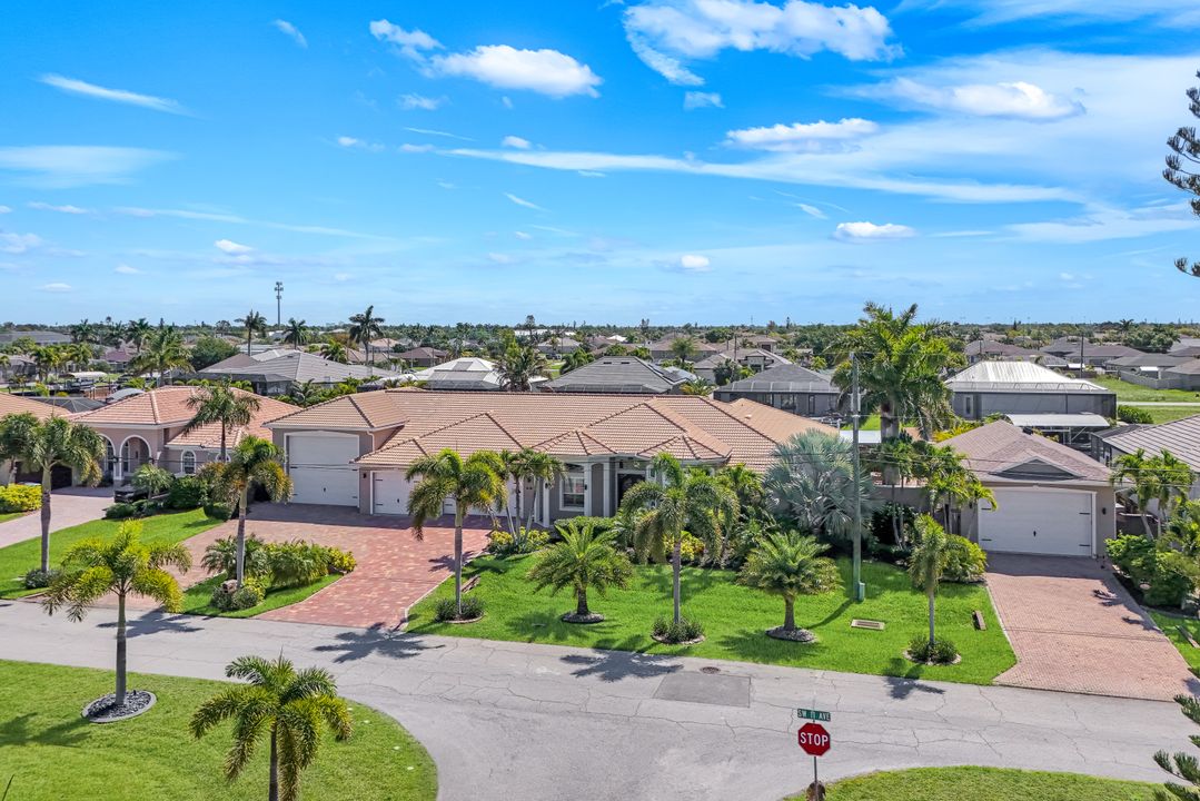 4025 SW 11th Ave, Cape Coral, FL 33914