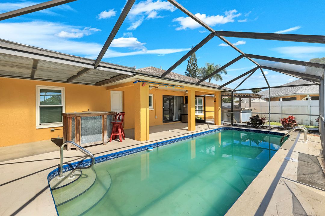 10278 Sandy Hollow Ln, Bonita Springs, FL 34135
