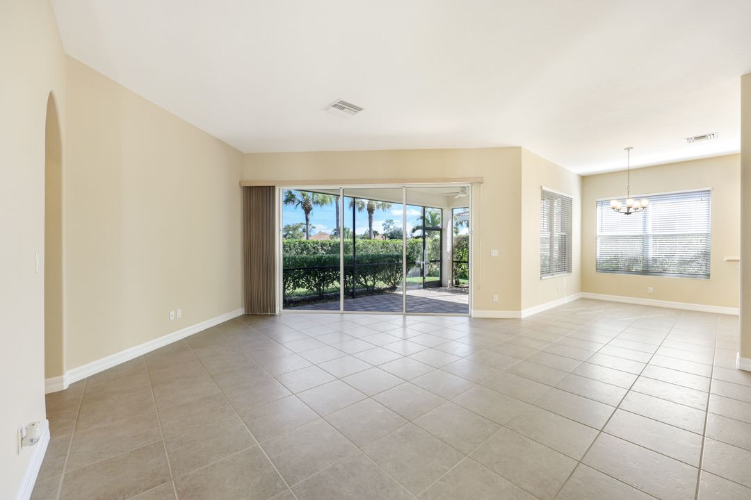 28251 L Burton Fletcher Ct, Bonita Springs, FL 34135