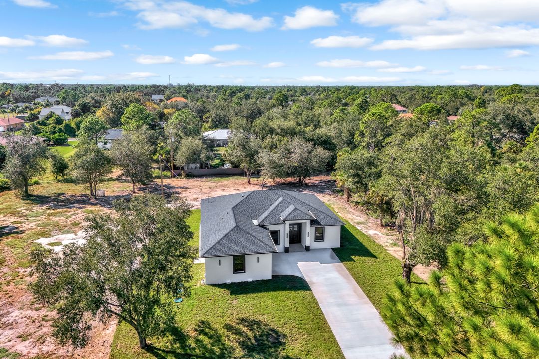 507 Prospect Ave, Lehigh Acres, FL 33972