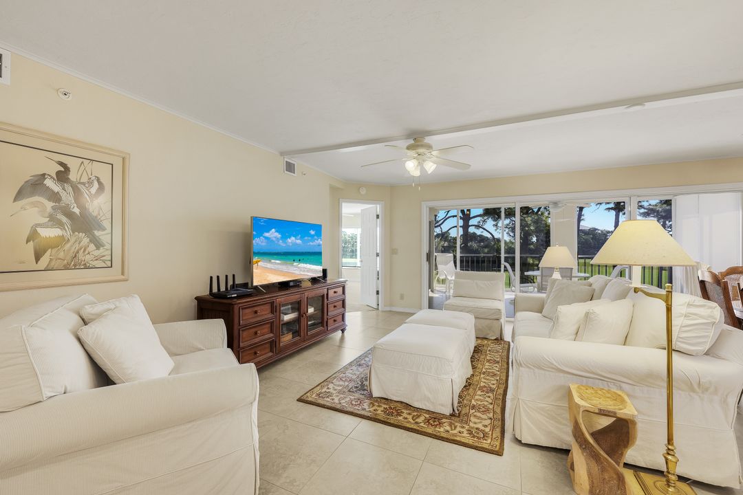 26900 Wedgewood Dr #305, Bonita Springs, FL 34134