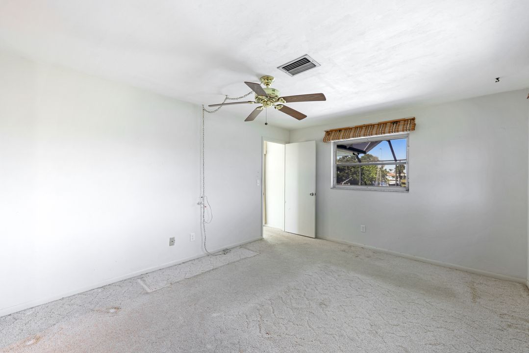 1741 SE 29th Ln, Cape Coral, FL 33904