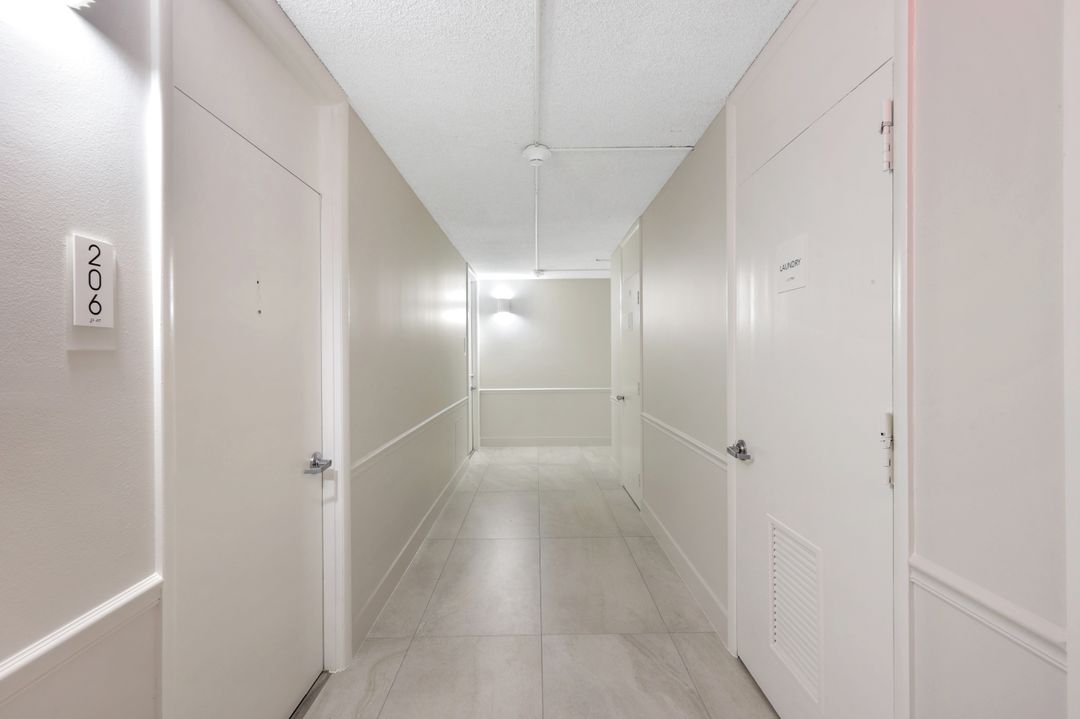 3 Bluebill Ave #206, Naples, FL 34108
