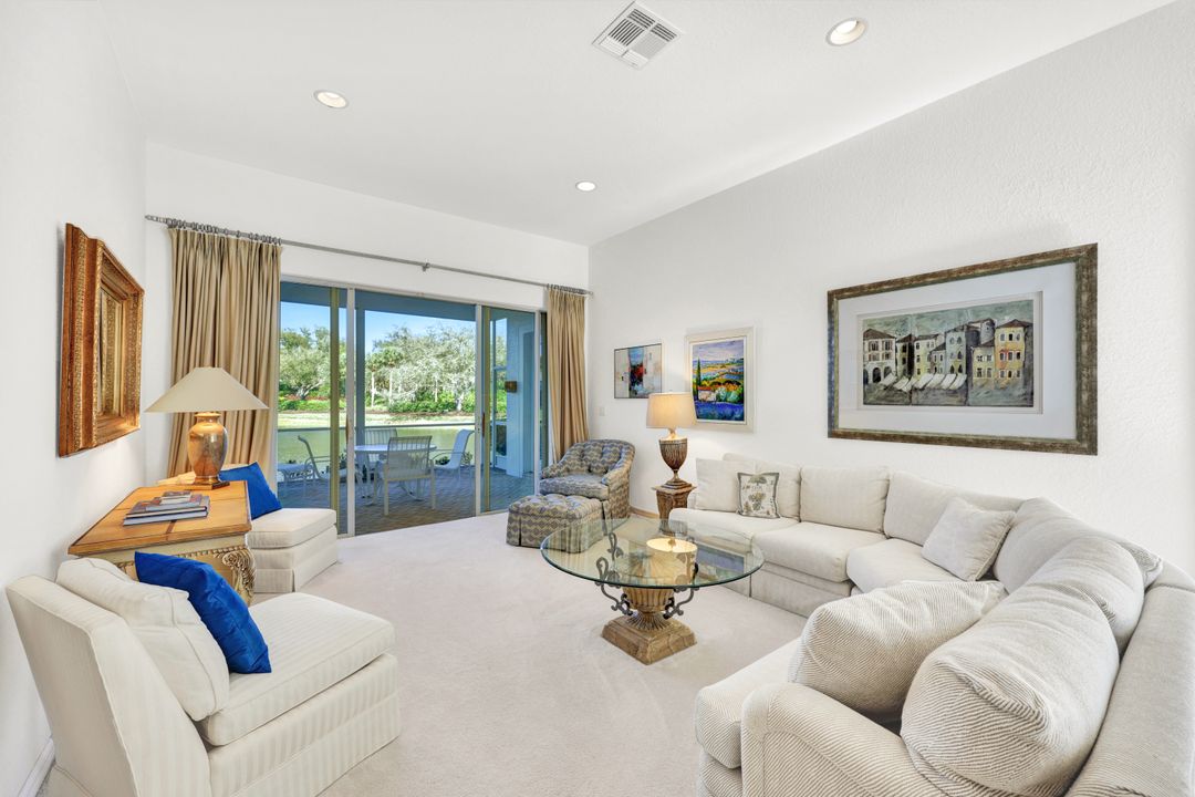 25411 Alicante Dr, Bonita Springs, FL 34134