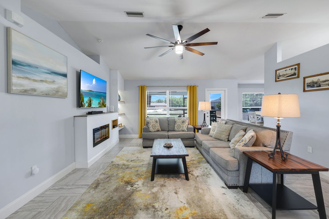 1402 NE 19th Terrace, Cape Coral, FL 33909