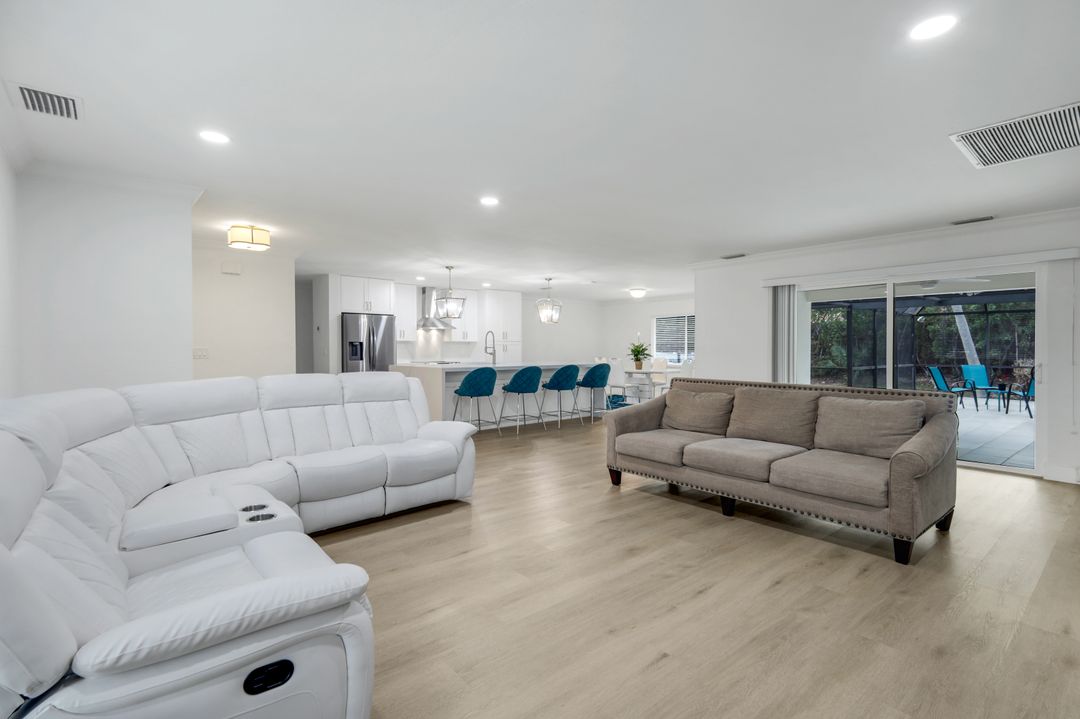 27153 Edenbridge Ct, Bonita Springs, FL 34135