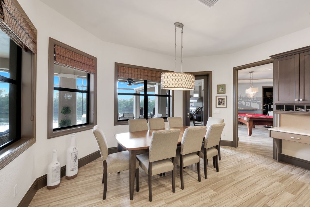 5703 Yardarm Ct, Cape Coral, FL 33914