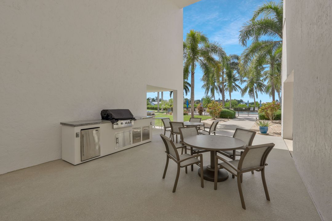 226 3rd St #206, Bonita Springs, FL 34134
