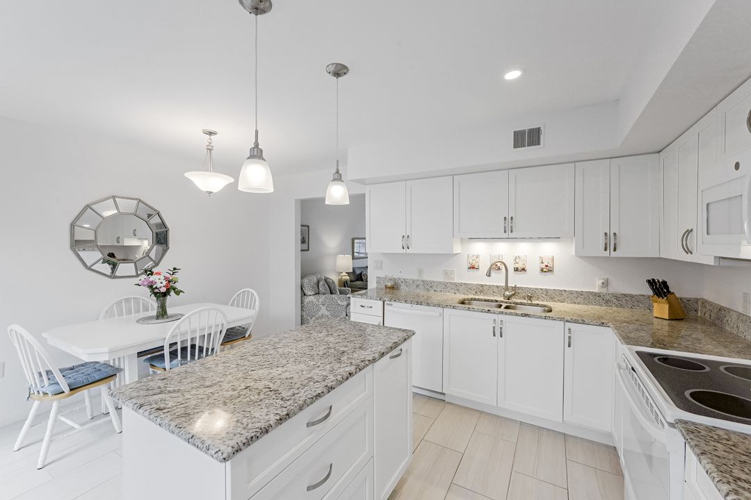 102 Marco Villas Dr #S-7, Marco Island, FL 34145