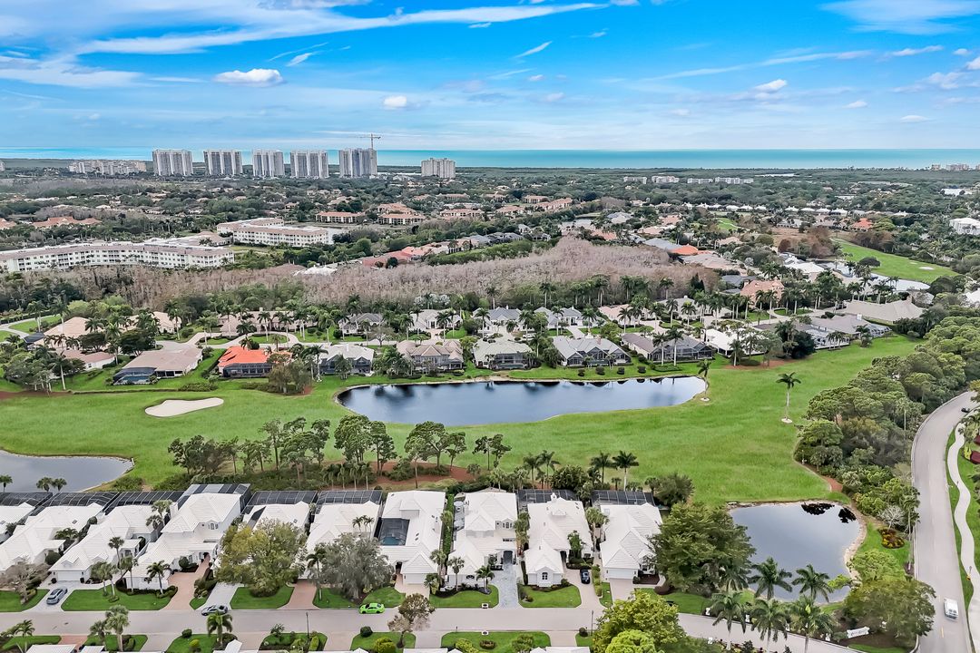 15303 Devon Green Ln, Naples, FL 34110