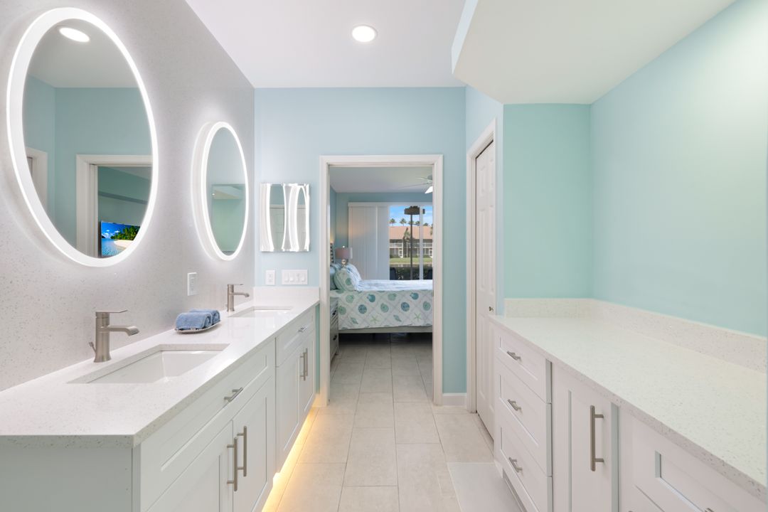 1615 Windy Pines Dr, Naples, FL 34112