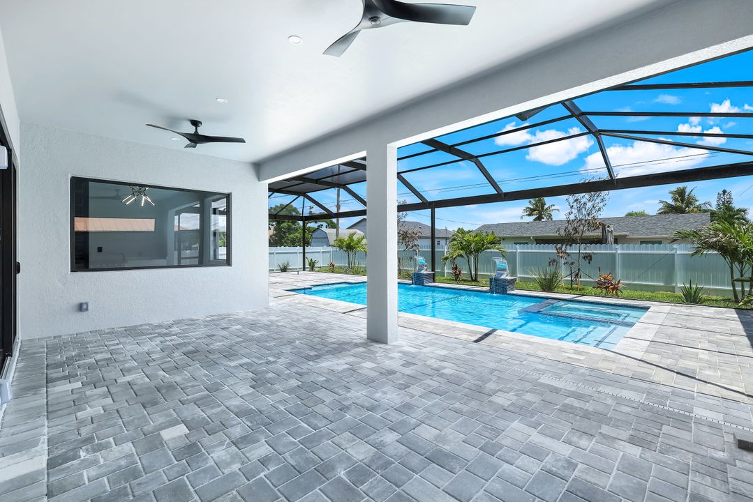 405 Mohawk Pkwy, Cape Coral, FL 33914