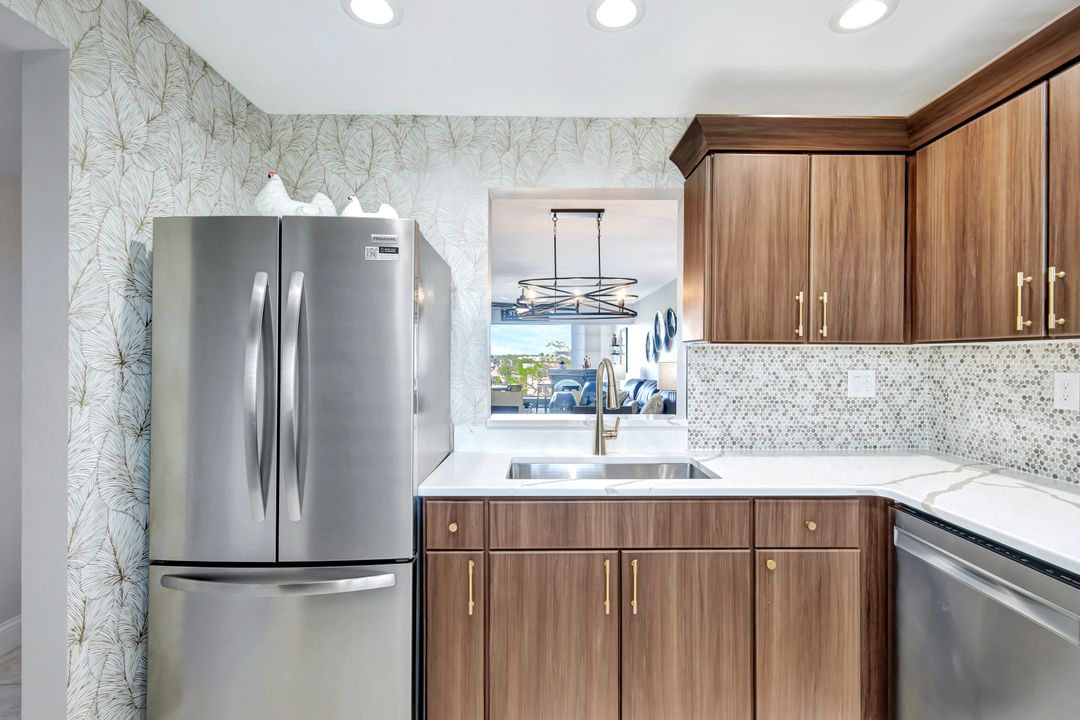 6220 Augusta Dr, Fort Myers, FL 33907
