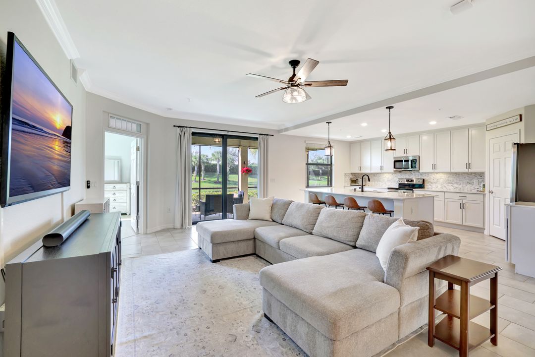 2368 Anguilla Dr #102, Naples, FL 34120