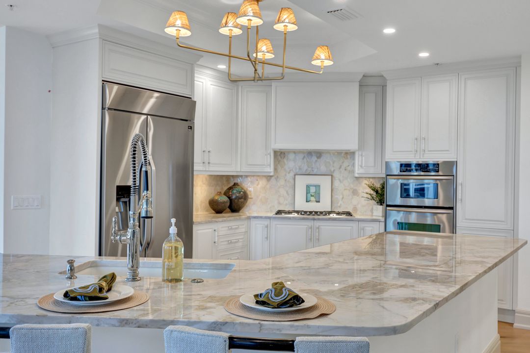 4501 Gulf Shore Blvd N #403, Naples, FL 34103