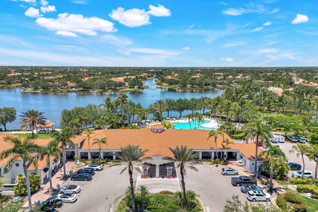 3093 Futuna Ln, Naples, FL 34119