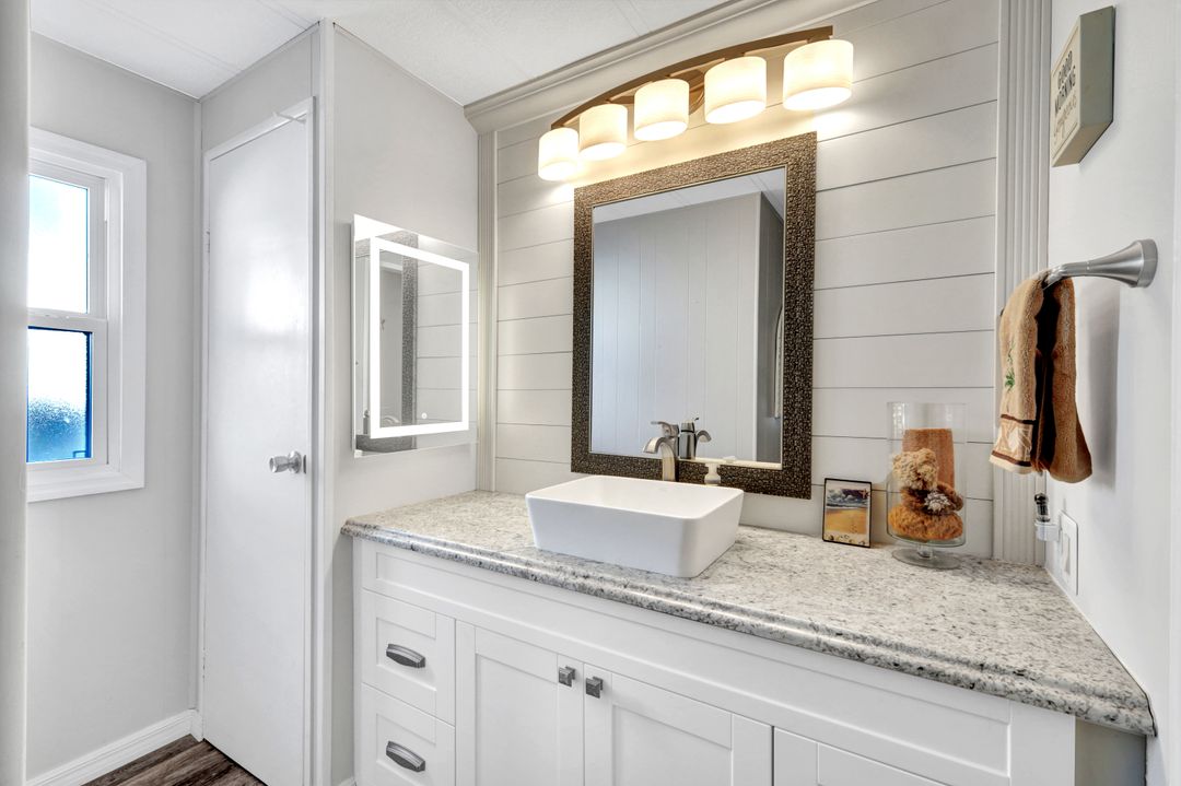 16049 Hibiscus Way, North Fort Myers, FL 33903