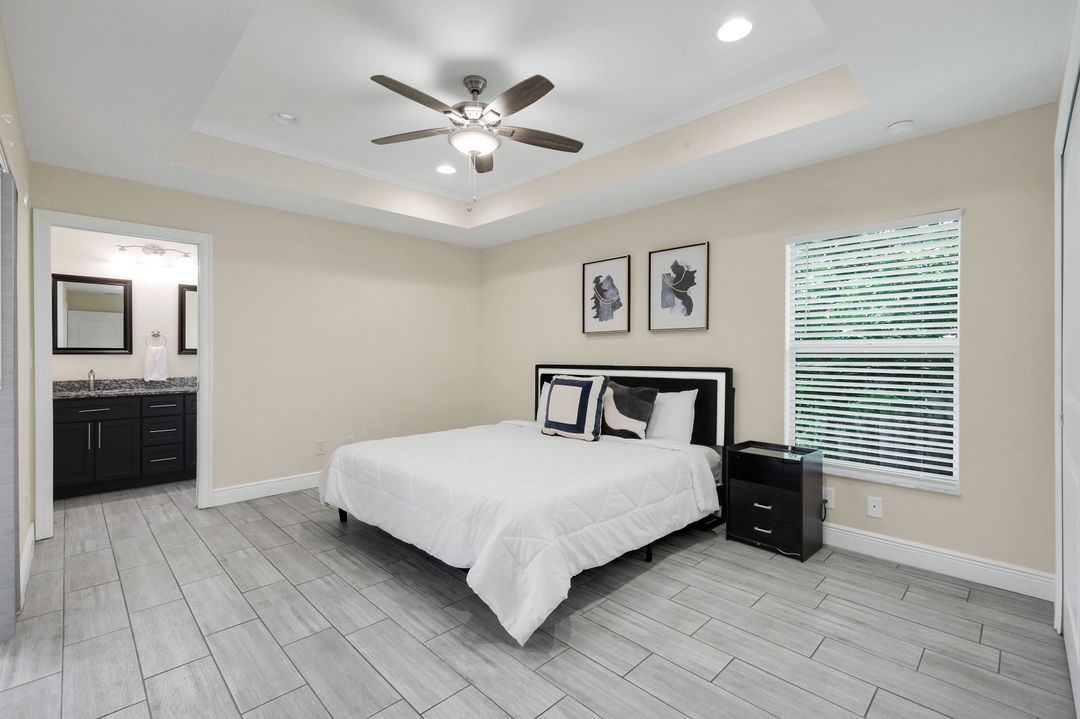 27741 Roslin Dr, Bonita Springs, FL 34135