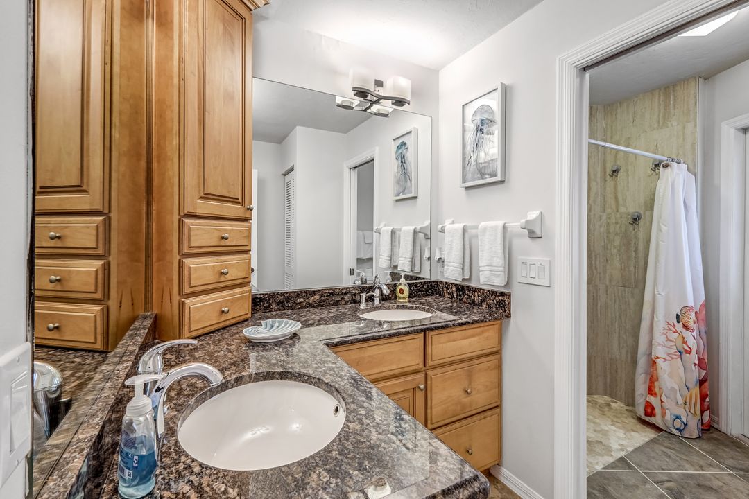 2617 SE 23rd Ave, Cape Coral, FL 33904