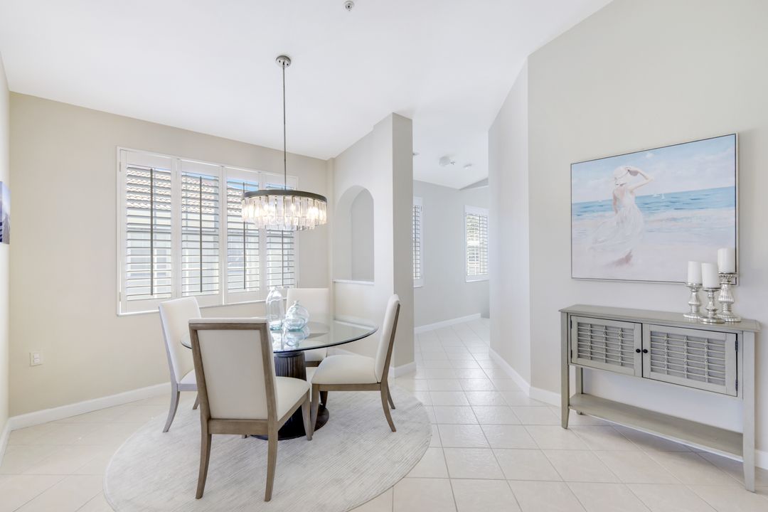 3048 Horizon Ln #1108, Naples, FL 34109