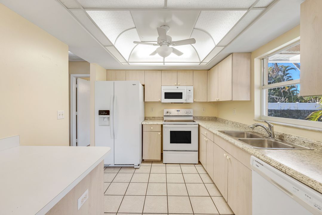 167 SE 21st Terrace, Cape Coral, FL 33990