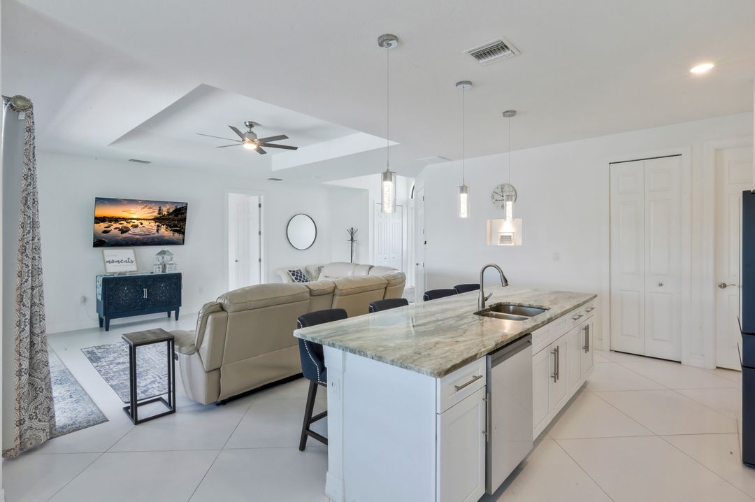 2319 NW 38th Ave, Cape Coral, FL 33993