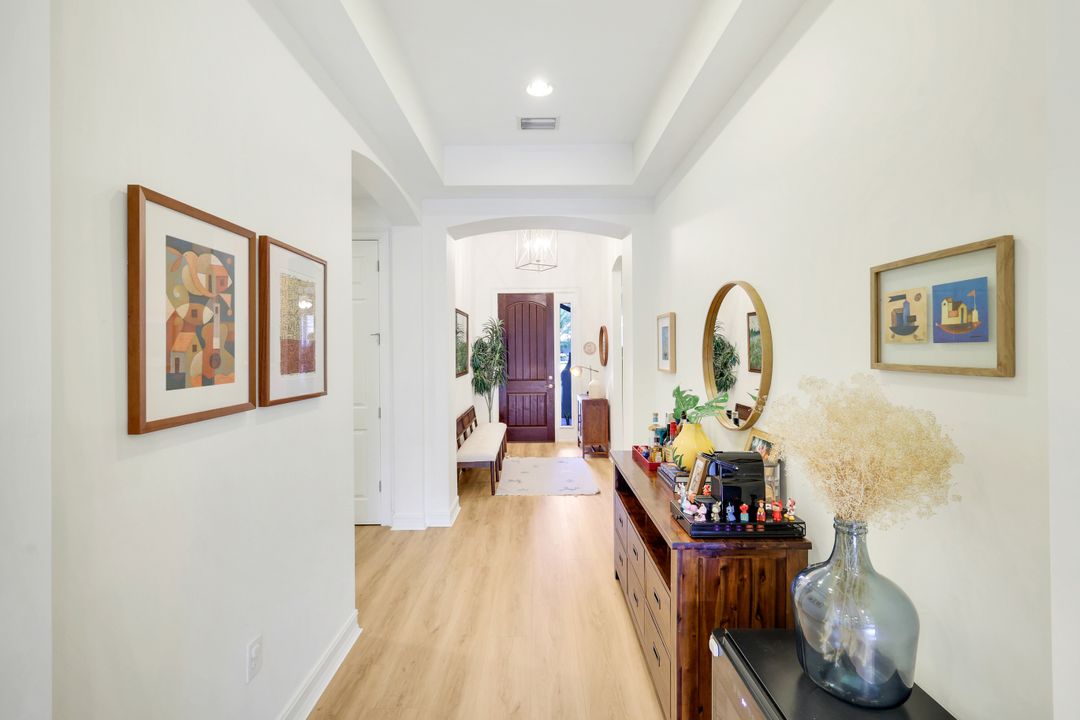 16357 Aberdeen Wy, Naples, FL 34110