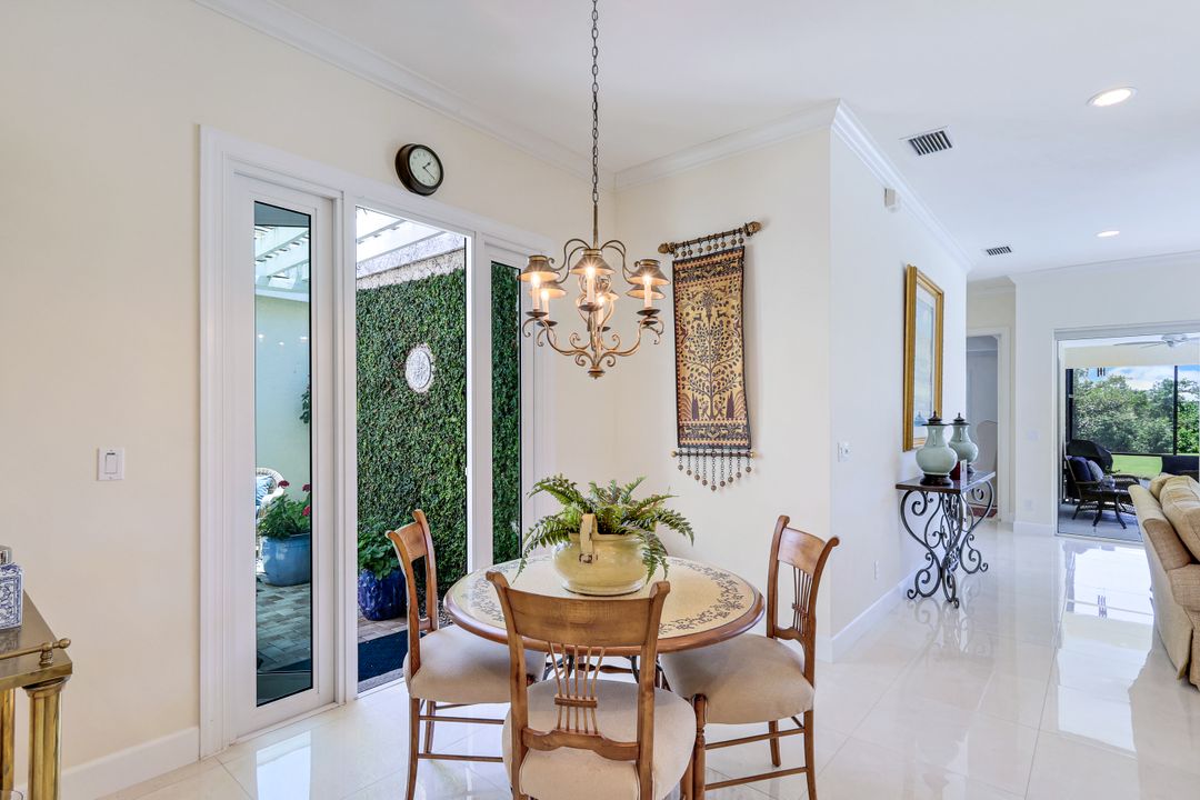 3687 Olde Cottage Ln, Bonita Springs, FL 34134