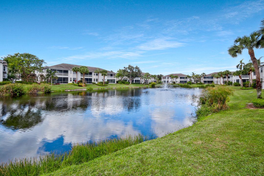 5095 Yacht Harbor Dr #203, Naples, FL 34112