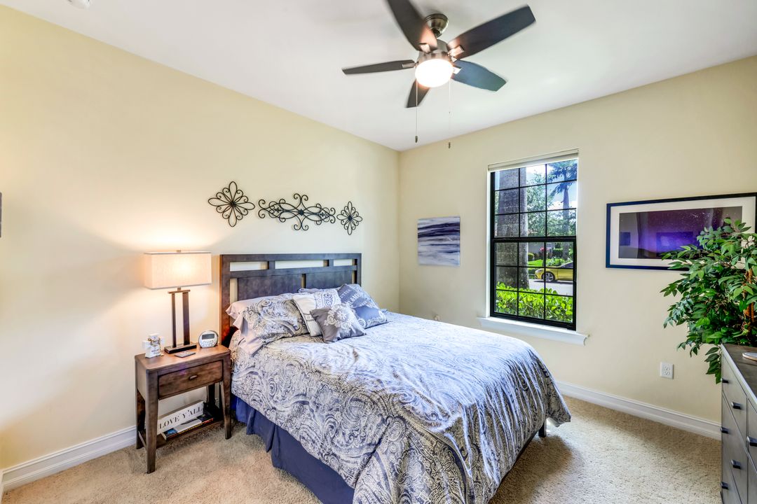 1585 Mockingbird Dr, Naples, FL 34120