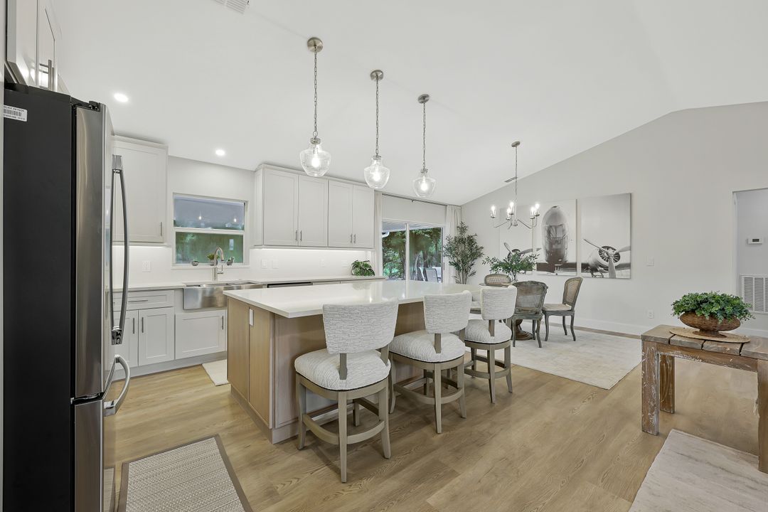 3060 70th St SW, Naples, FL 34105