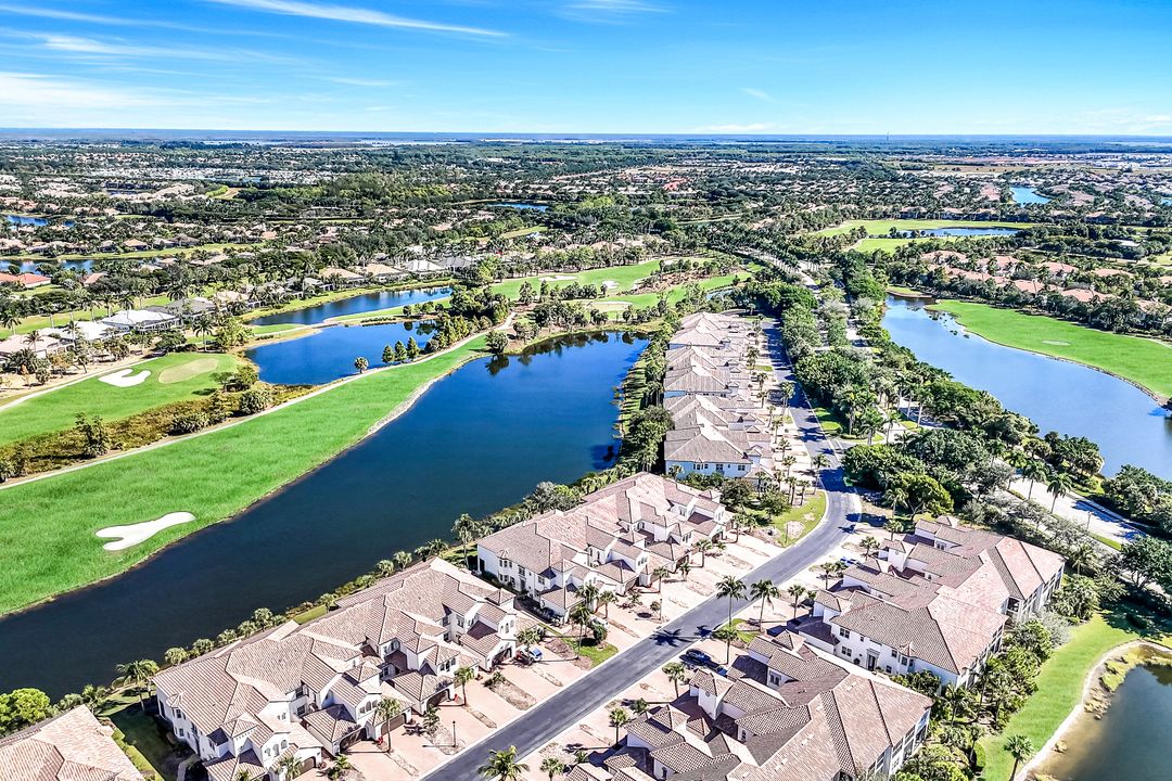 3715 Montreux Ln #204, Naples, FL 34114