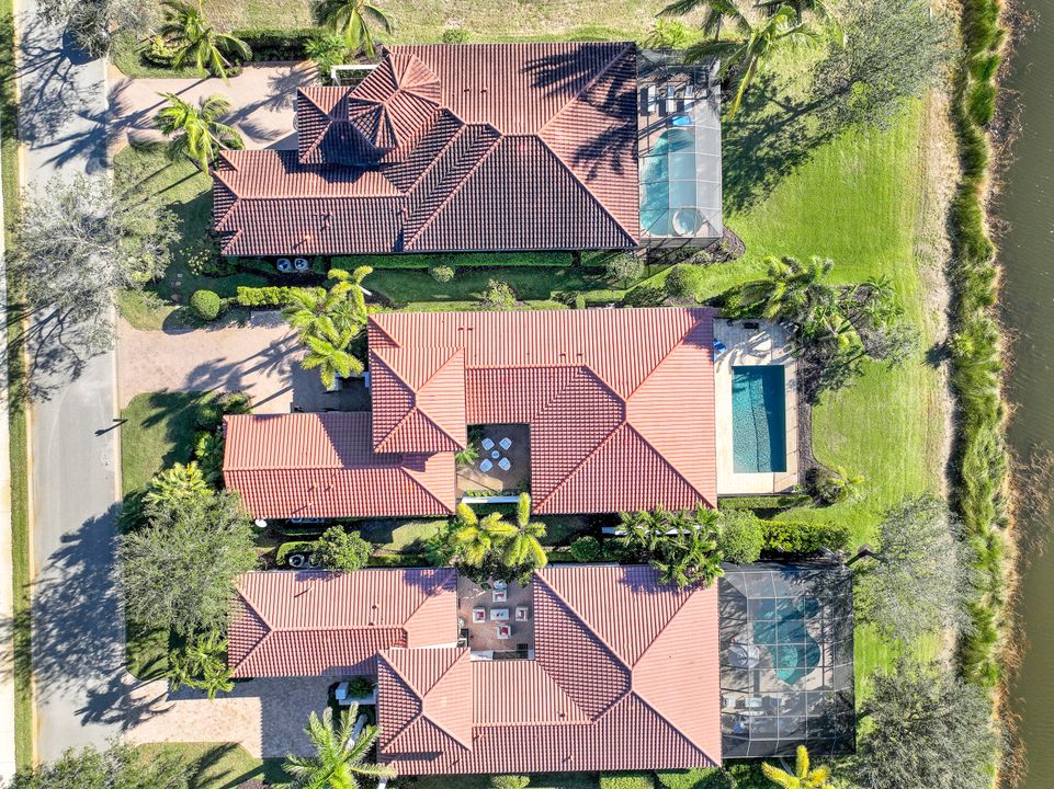 16811 Cabreo Dr, Naples, FL 34110