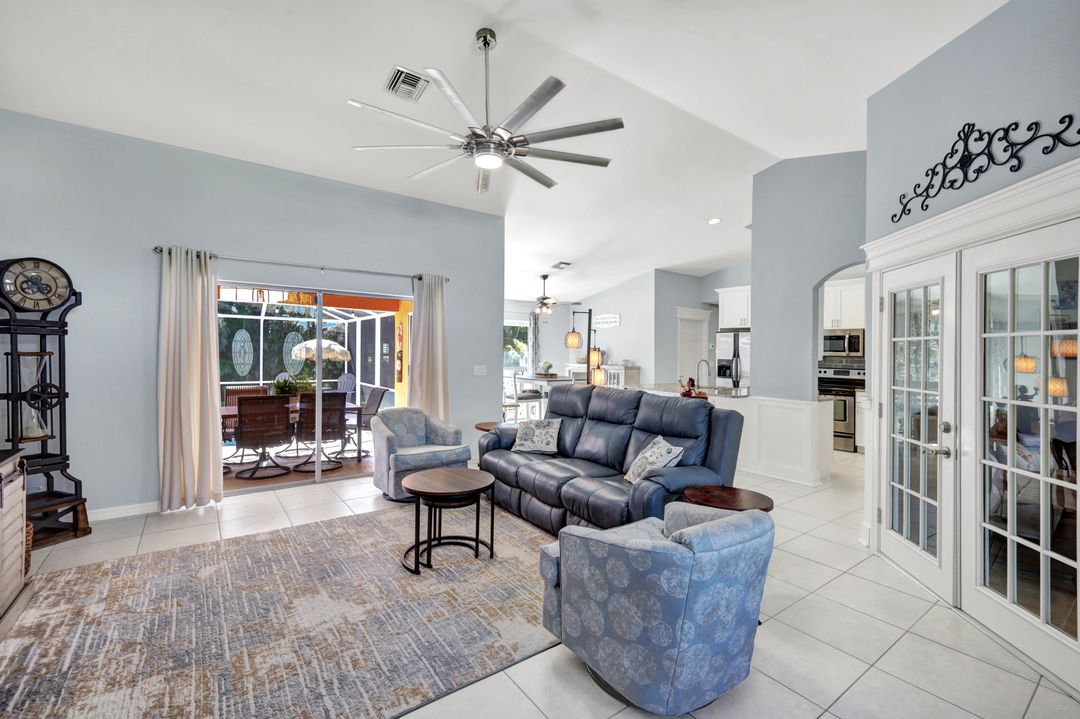 5323 SW 22nd Pl, Cape Coral, FL 33914