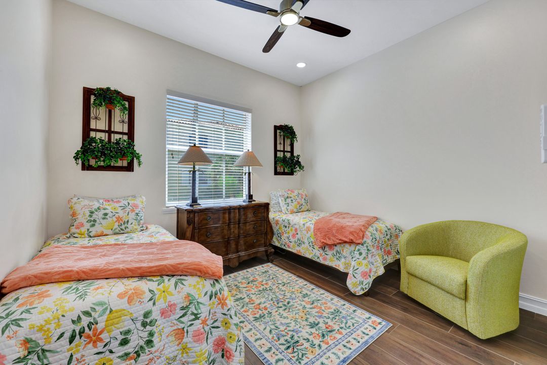 2609 Estrella Dr #1902, Naples, FL 34109
